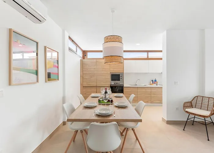 Altos Aloe 7b By Escape * Playa Blanca (Lanzarote)